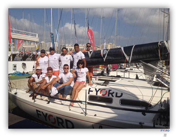 El equipo Fyord - Valencia Luxury  continúa con su apoyo a la Asociación Proyecto Hombre en la Copa del Rey de Vela